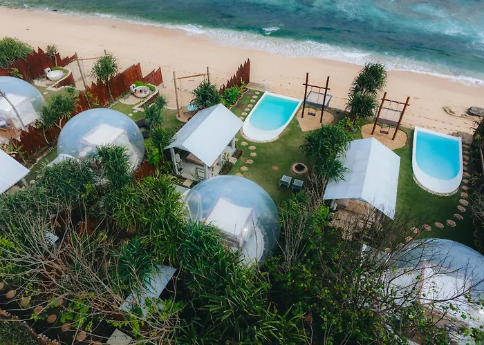 Отель Bubble 3 - Luxury Private Pool Honeymoon Dome 2*