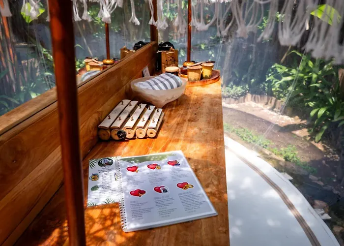 Bubble 3 - Luxury Private Pool Honeymoon Dome 2*