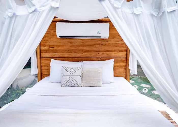 Bubble 3 - Luxury Private Pool Honeymoon Dome 2* Улувату